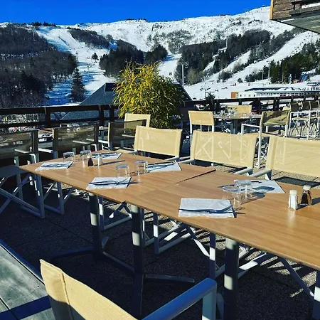 Perdrix Hotel Super-Besse