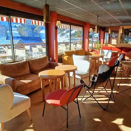 Perdrix Hotel Super-Besse